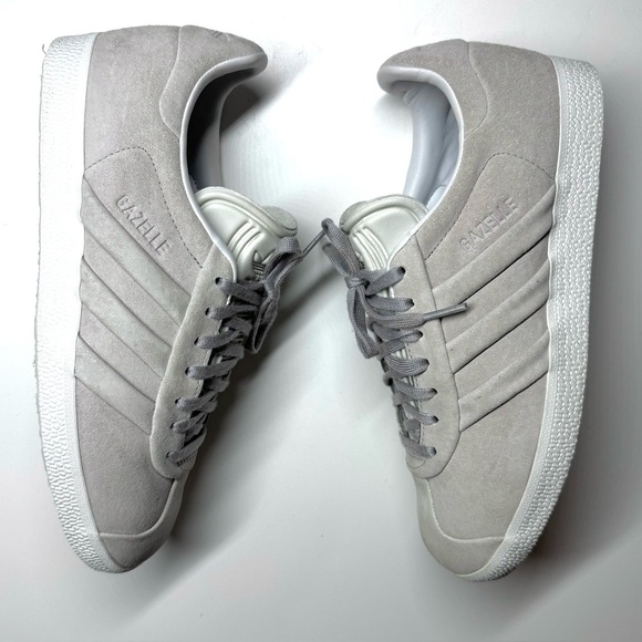 ADIDAS WOMEN’s GAZELLE STITCH AND TURN GRAY / WHITE SHOES Size- 7 - Picture 9 of 10
